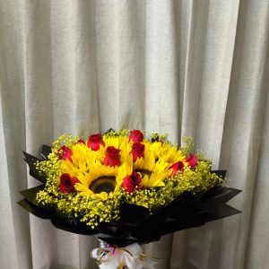 Ramo Girasoles y Rosas Rojas